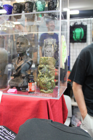 Illustration for article titled The Very Best Finds On The Floor At Comic-Con 2014